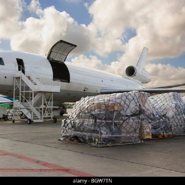 حمل و نقل هوایی بین المللی لجستیک